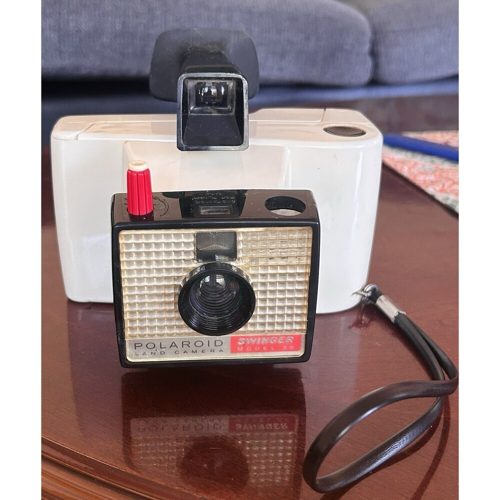 Swinger Model 20 Vintage Polaroid Roll Film Land Camera Vintage 60's Untested